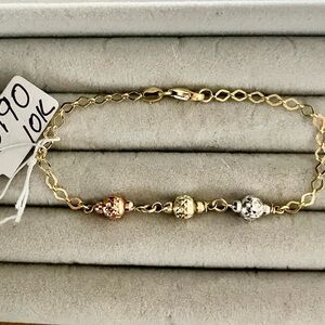 Gold Real 10k. Bracelet  ( NOT PLATED ) Beautiful present for Christmas